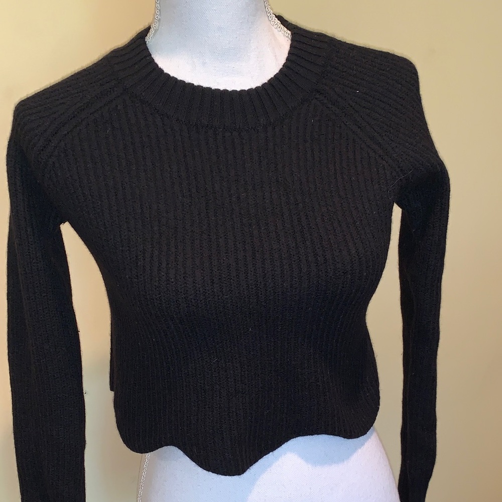 Classic Black Ribbed Sweater Merino Wool Scalloped Hem Semi Cropped Cozy